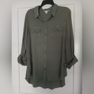 C Established 1946 Olive Green Button Down Tunic Long Shirt EUC Chambray Style